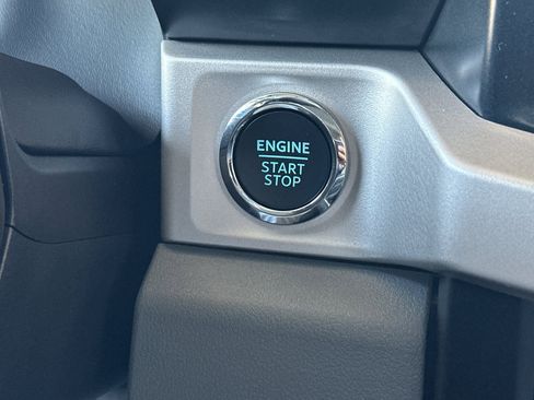 New 2025 Ford F250 XLT w/ Black Appearance Package image 22