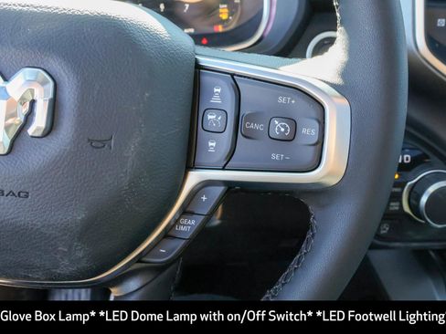 New 2026 RAM 1500 4x4 Crew Cab image 33