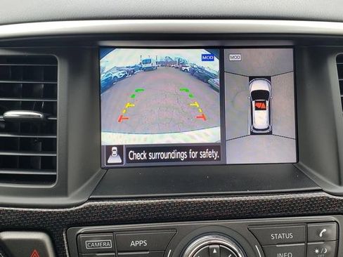 Used 2019 Nissan Pathfinder SL w/ Rock Creek Edition image 18