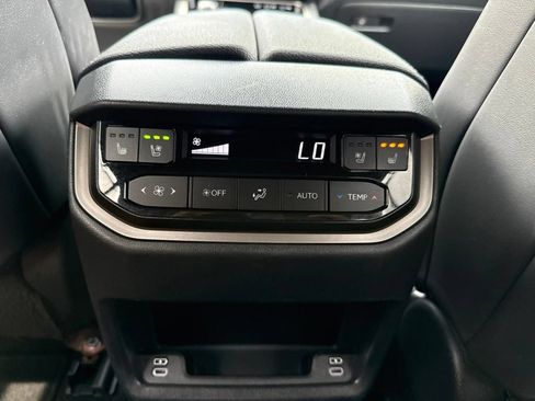 Used 2024 Lexus TX 500h AWD w/ Technology Package image 43