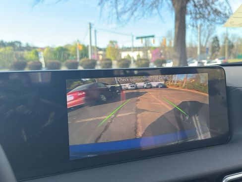 New 2026 Nissan Sentra SR w/ Floor Mat Package image 25