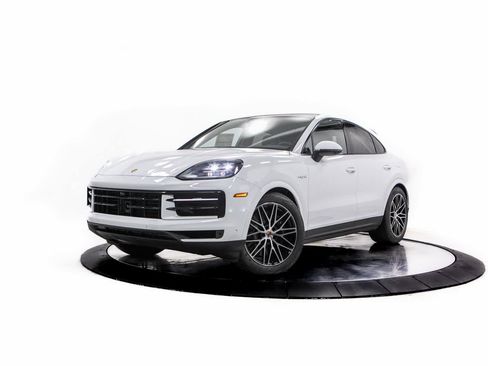 New 2026 Porsche Cayenne E-Hybrid image 1