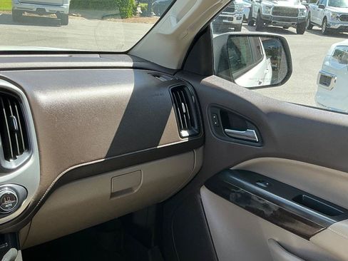 Used 2018 GMC Canyon SLE w/ SLE Convenience Package AWD/4WD image 16