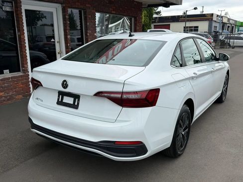 Used 2022 Volkswagen Jetta S FWD image 3