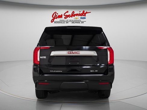 Used 2023 GMC Yukon XL SLE image 5