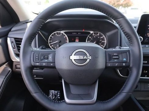 Certified 2025 Nissan Rogue SV w/ SV Premium Package FWD image 12
