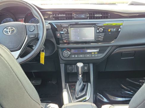 Used 2016 Toyota Corolla S image 15