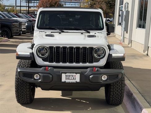 New 2025 Jeep Wrangler Unlimited Rubicon image 3