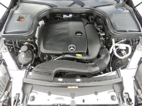 Certified 2021 Mercedes-Benz GLC 300 image 29