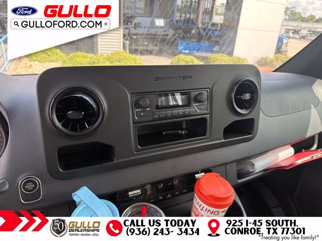 Used 2022 Mercedes-Benz Sprinter 3500 image 6