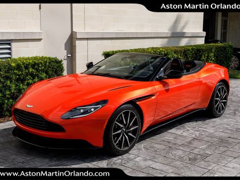 Used 2020 Aston Martin DB11 Volante RWD image 33