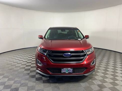 Used 2018 Ford Edge Sport w/ Equipment Group 401A AWD/4WD image 3