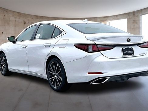 New 2025 Lexus ES 350 w/ Premium Package image 3