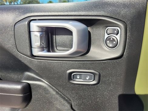 Used 2020 Jeep Wrangler Unlimited Sport S image 21