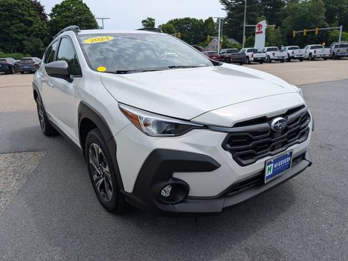 Used 2024 Subaru Crosstrek 2.0i Premium AWD/4WD image 8