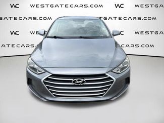 Used 2018 Hyundai Elantra SE FWD video 2