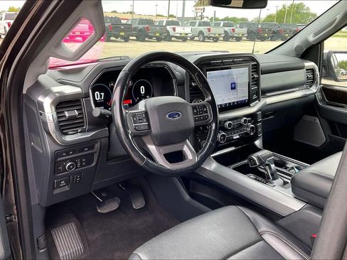 Used 2021 Ford F150 Lariat w/ Equipment Group 502A High AWD/4WD image 7