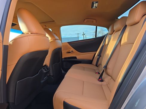 New 2025 Lexus ES 350 350 image 13