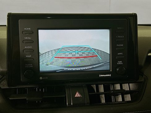 Used 2021 Toyota RAV4 LE FWD image 24