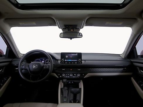 Used 2023 Honda Accord EX image 13