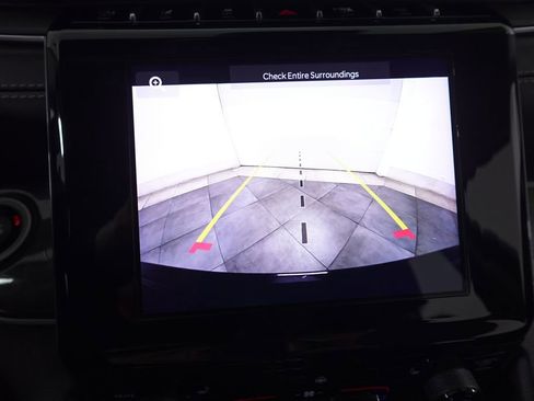 Used 2022 Jeep Grand Cherokee Laredo w/ Luxury Tech Group I image 18