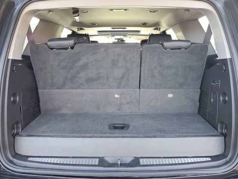 Used 2015 GMC Yukon SLT image 32