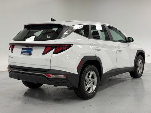 Certified 2023 Hyundai Tucson SE image 4