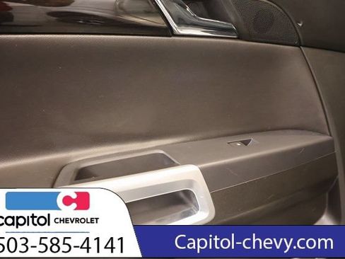 Used 2013 Chevrolet Captiva Sport LTZ FWD image 28