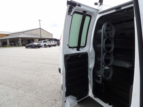 Used 2020 Chevrolet Express 2500 w/ Driver Convenience Package RWD image 31
