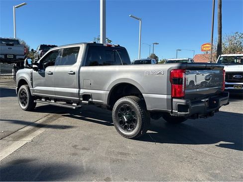 New 2025 Ford F250 XLT w/ Black Appearance Package image 4