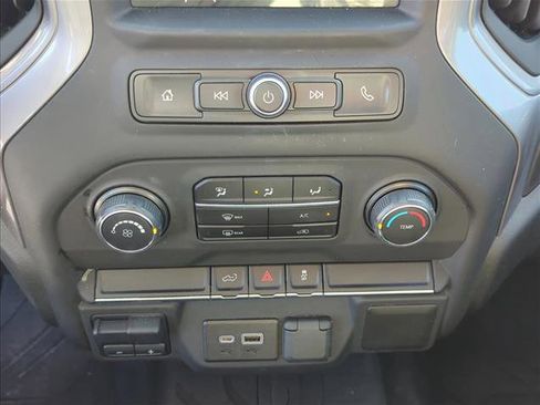 Used 2021 Chevrolet Silverado 2500 Custom w/ Custom Value Package image 17