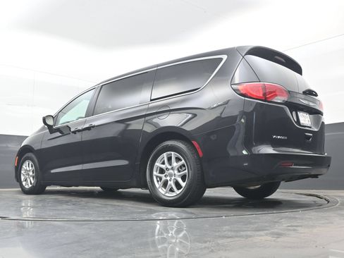 Used 2023 Chrysler Voyager LX FWD image 26