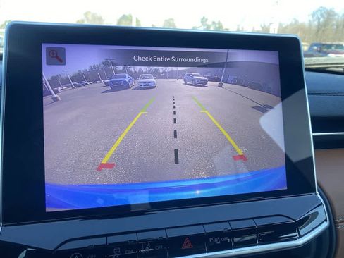 Used 2024 Jeep Compass Limited w/ Elite Group image 17