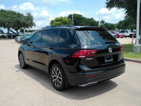 Used 2021 Volkswagen Tiguan S FWD image 14