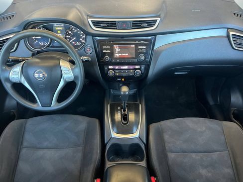 Used 2015 Nissan Rogue SV AWD/4WD image 13