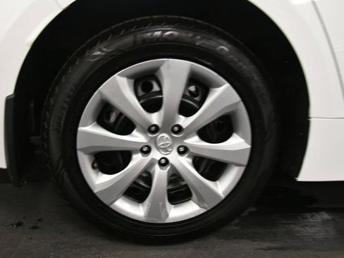 Used 2023 Toyota Corolla LE FWD image 30
