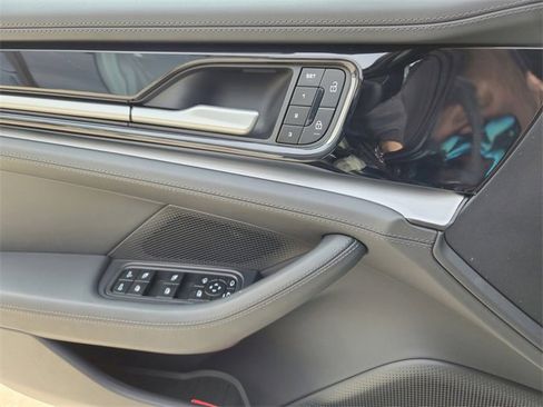 New 2024 Porsche Panamera 4 image 20
