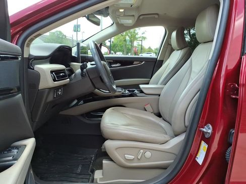 Used 2021 Lincoln Nautilus AWD w/ Equipment Group 101A image 13