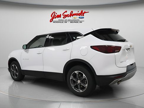 Used 2025 Chevrolet Blazer LT AWD/4WD image 4