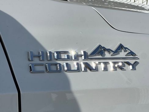 Used 2023 Chevrolet Tahoe High Country w/ Premium Package 2 image 24