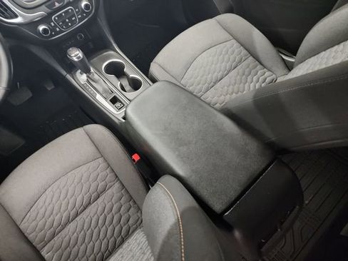 Used 2019 Chevrolet Equinox LT image 22