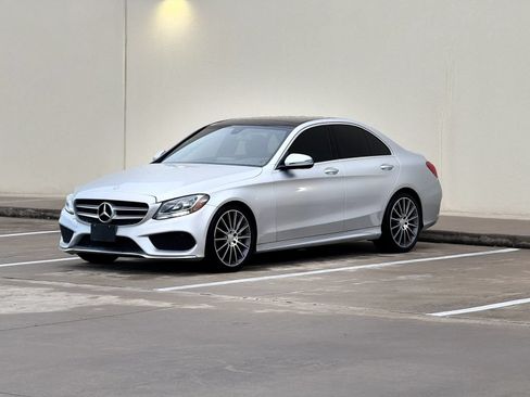 Used 2016 Mercedes-Benz C 300 Sedan image 3