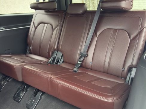 Used 2024 Ford Expedition Max Limited image 12