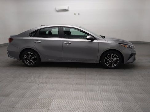Used 2024 Kia Forte LXS FWD image 11