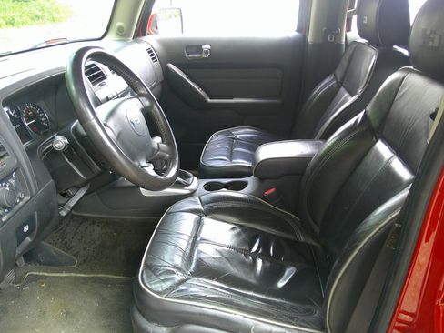 Used 2009 HUMMER H3 X image 28