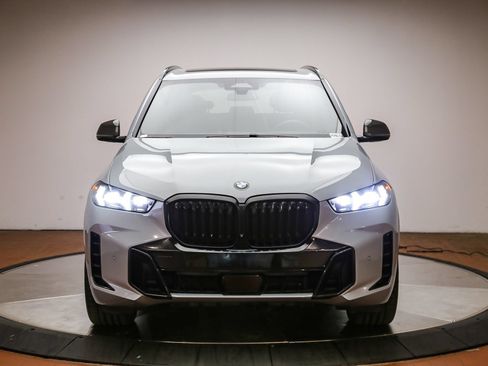 Used 2024 BMW X5 xDrive40i w/ M Sport Package AWD/4WD image 2
