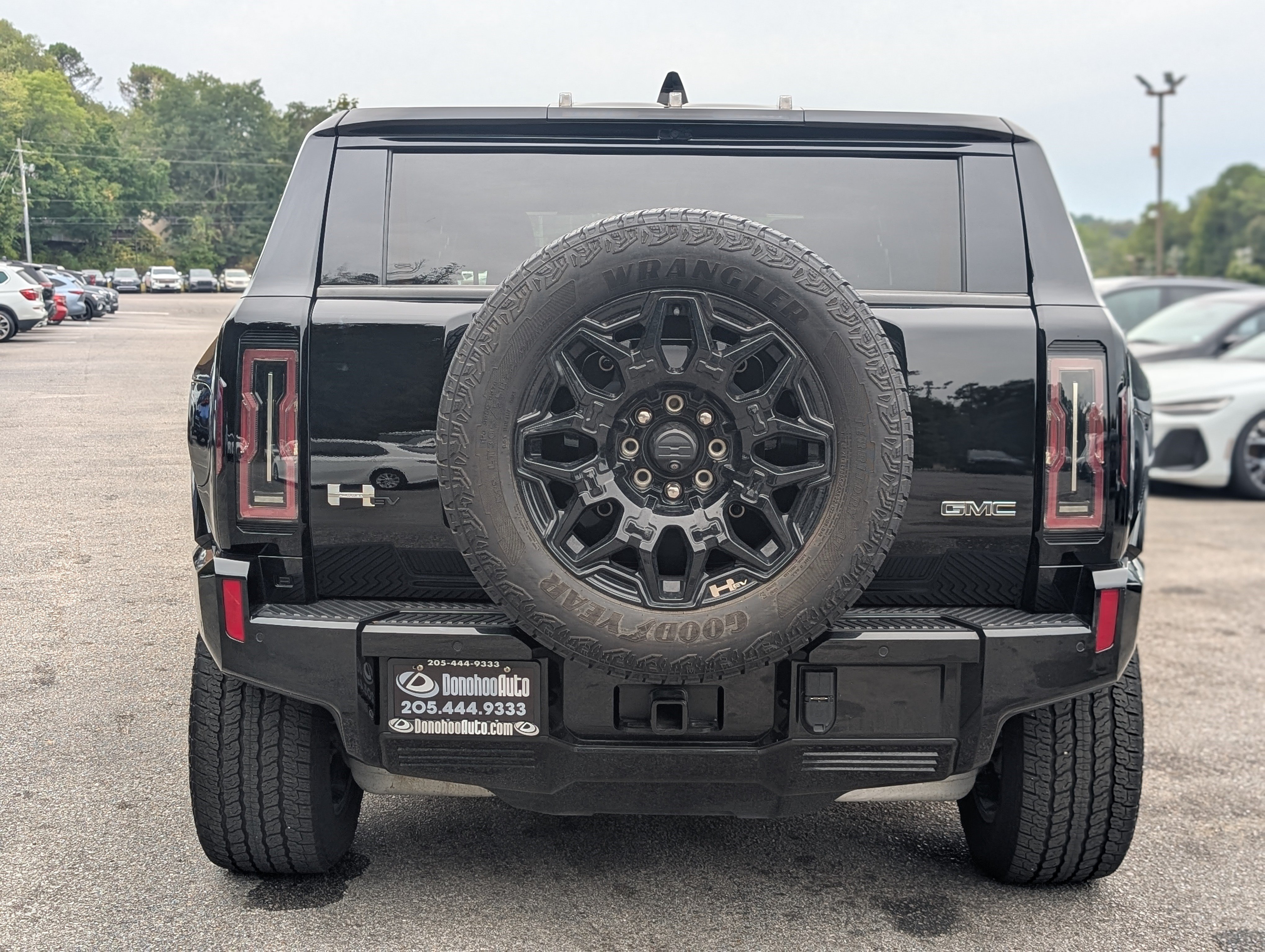 Used 2024 GMC Hummer EV 2X AWD/4WD image 8