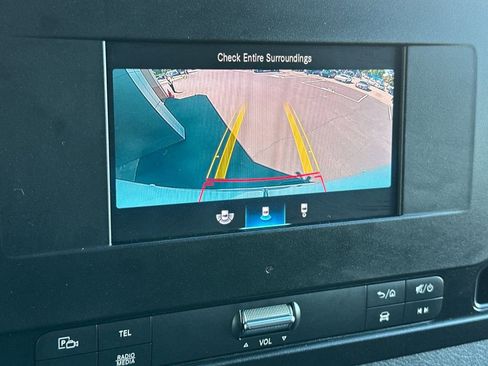 Used 2023 Mercedes-Benz Sprinter 2500 image 17