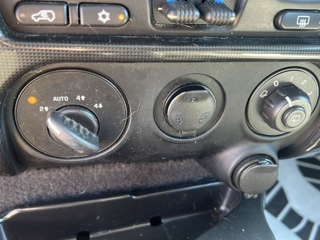 Used 2007 GMC Envoy SLE AWD/4WD image 20