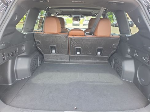 Used 2025 Subaru Forester Touring AWD/4WD image 27